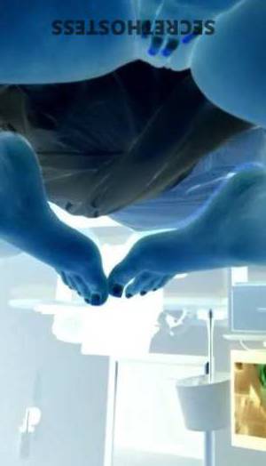 21 year old Escort in Tampa FL Unleash Your Wildest Dreams with Unforgettable Fun in the St