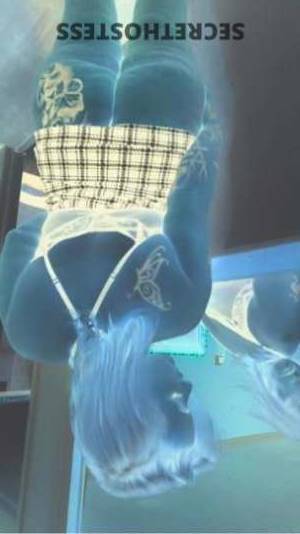 Hazel 32Yrs Old Escort Visalia CA Image - 1