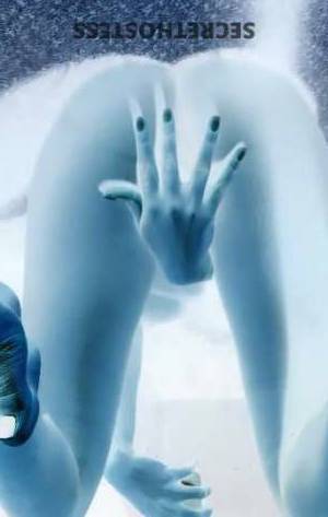21 year old Escort in Louisville KY Unleash Your Fantasies with a Petite and Playful Beauty La-