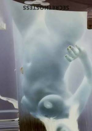 33 year old Escort in Jacksonville FL Kandi offers sensual relief