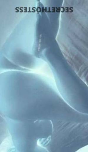 32 year old Escort in Detroit MI Attention, Gentlemen! Prepare for an Unforgettable Time with
