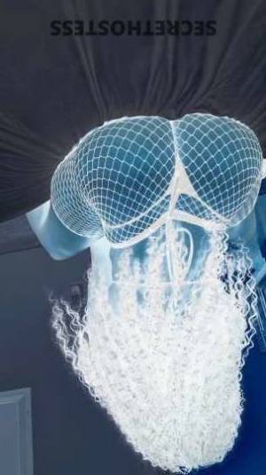 30 year old Colombian Escort in College Station TX Experience an evening of pure bliss with a hot, exotic 