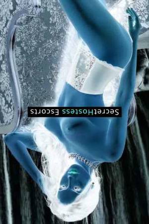 32 year old Romanian Escort in Hamburg Yllona. Luxury Escorts Agency High Quality Services