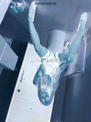 25Yrs Old Escort 54KG 172CM Tall Split Image - 4