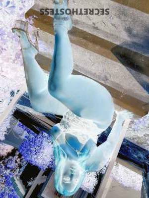 27 year old Escort in San Diego CA Experience VIP treatment with the Captivating Lana, the GOAT