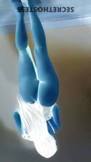 25 year old Escort in Bronx NY Discover the Best Escort Service Ever Horny 25-Year-Old 