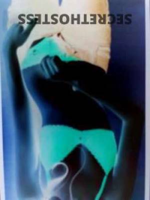 23 year old Chinese Escort in Noosaville Sunshine Coast Experience Sensual Excitement with a 23-Year-Old Chinese 