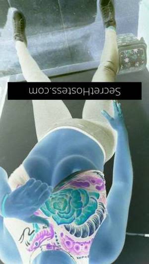 25 year old Asian Escort in Perth Sensual Asian Beauty for VIP Treatment Petite Figure, 36DD 