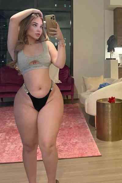 24 year old Escort in Gladstone Add me on Snapchat larrykayomo telegram @hellenjj12 