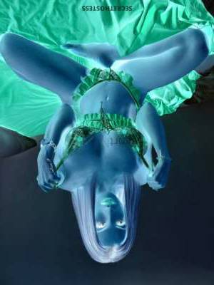 35 year old European Escort in London Seductive Escort Lover Claudia for Erotic Massage and 