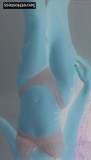 20 year old European Escort in Ottawa Delightful Lacey Your a divine goddess with a celestial face