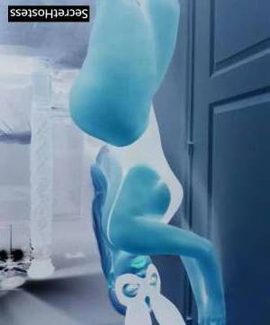 32 year old Escort in Nice AirFresh Freshen Up Your Skin with Our line of odor-