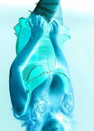 52 year old European Escort in Westchester FL Unleash Your Fantasies with Enchantress Katty A 52-Year-Old 