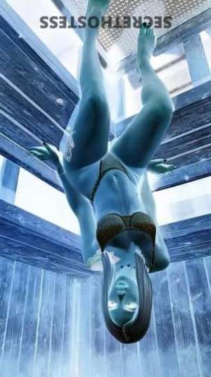 26 year old Latino Escort in Chicago IL "Attention Men Seductive 23-Year-Old Latina Babe Amanda