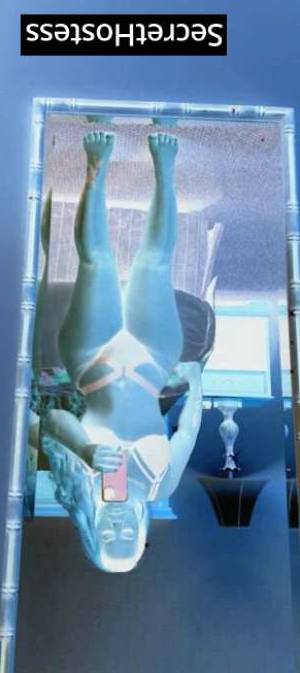 26 year old Asian Escort in Honolulu HI Experience Unmatched Erotic Pleasure with a Hot Asian Girl 