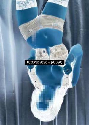 30 year old Caucasian Escort in independent escort girl in: Sindelfingen Unleash Your Flirtatious Fantasies with Julia Explore Your 