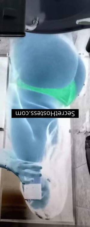 Experience the Pleasures of Lary A Stunning Hottie with a  in independent escort girl in:  Sorocaba