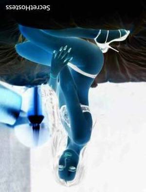 22 year old Slavic Escort in Montreal Unleash Your Fantasies with Laurence, Slavic Beauty and 