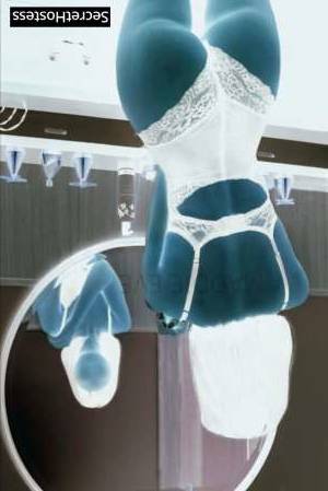 Maddie 25Yrs Old Escort 50KG 163CM Tall Minneapolis MN Image - 1
