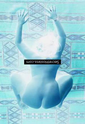 25 year old Arabian Escort in independent escort girl in: Montpellier Discover Miriah's World of Passion and Desire An 