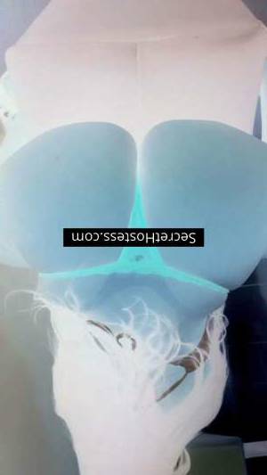 Experience the Seductive World of Mirela Your Ultimate Guide in independent escort girl in:  Salvador