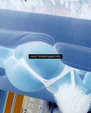 29 year old Black Escort in independent escort girl in: Strasbourg Captivating Pokello, Delightful Jamaican Gem