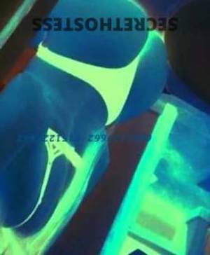 25 year old Escort in Warrnambool Experience Pleasure Amazing Curvy Winnie Babes for 