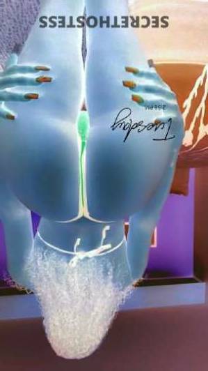 24 year old African Escort in Everett WA Ethiopian Goddess Desia Dollface 5-Star Companion for Cosmic