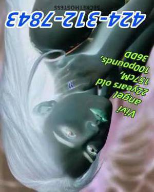 22 year old Asian Escort in Los Angeles CA Asian Babe with a Playful Personality Waiting to Please You 