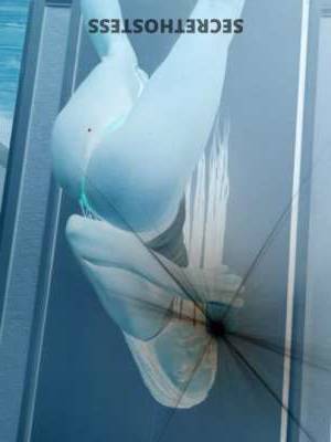 Florence Escort - Naomi Delight - Sexy Voluptuous and Ready for Fun Tonight Spanking Florence