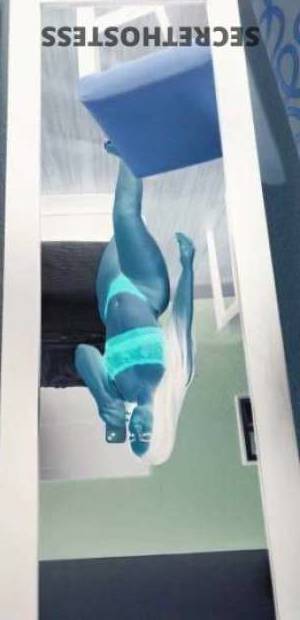 27 year old Escort in Racine WI Racine, Wisconsin The Ultimate Escort Experience Awaits - 