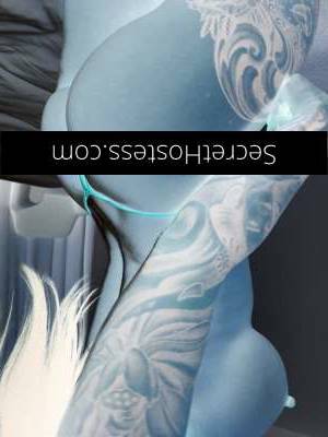 Seeking Naughty & Flirty Fun? I'm Frankie Stone, a 30 Yr in Tweed Heads