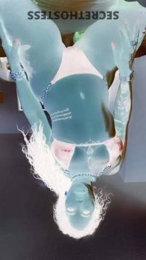 35 year old Cuban Escort in Detroit MI Hot 35 Year Old Cuban GoddessBella - Indulge in 