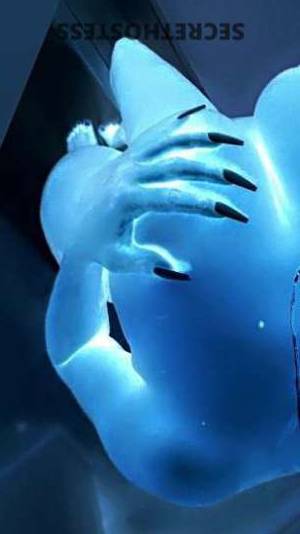 24 year old Escort in Jacksonville FL Experience Unforgettable Passion India, Your Seductive 