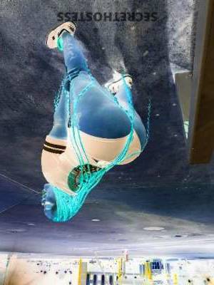 26 year old Escort in Columbia MO Thicksumm, Sensual Curvy Companion for Wild Fantasies & 