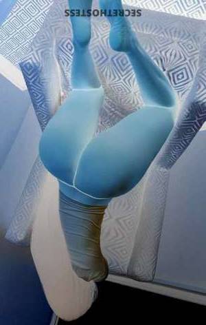 25 year old Latino Escort in Los Angeles CA Melrose Hollywoodxxxx-xxx-xxx