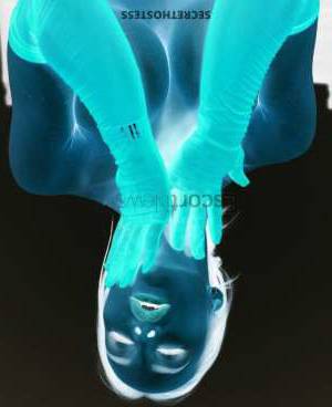 26 year old European Escort in Beirut Tempting European Escort Flora from Novosibirsk is Here for 