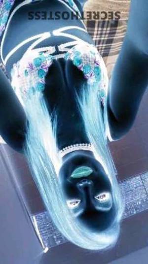 34 year old Escort in Reno NV Hi there, darling! I'm Emberly, here to satisfy your 