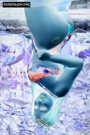 22 year old Escort in Malmo Experience Unforgetable Fun with Kelly, Your Smoking Hot 22-