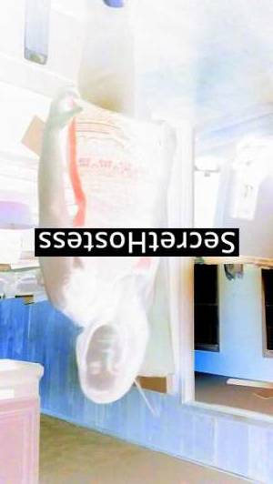 30 year old Caucasian Escort in Atlanta GA Michelle