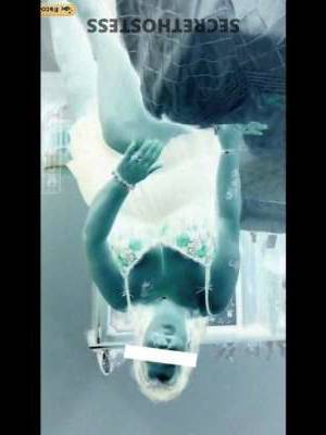 58 year old Escort in Racine WI Experience Heaven on Earth with a Flirty, Sweet BBW in 