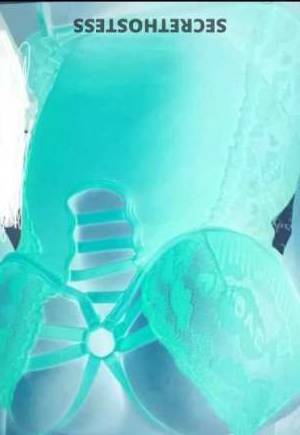 22 year old Escort in Cleveland OH Experience Pure Pleasure Naughty Girl Next Door Treasures 