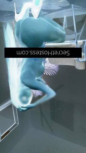 20 year old Asian Escort in St Kilda Melbourne Unleash Your Desires with a Taste Of Luxury and Sensuality 