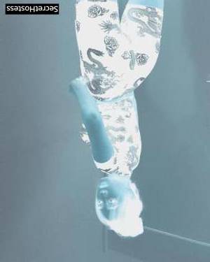 21Yrs Old Escort 50KG 159CM Tall Manila Image - 4