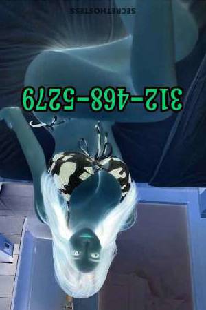 22 year old Asian Escort in Chicago IL Experience 5-Star Relaxation at Our Asian Massage Sanctuary 