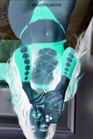 25 year old Latino Escort in Los Angeles CA Unwind and Have Fun with the Hottest Latinas in LA