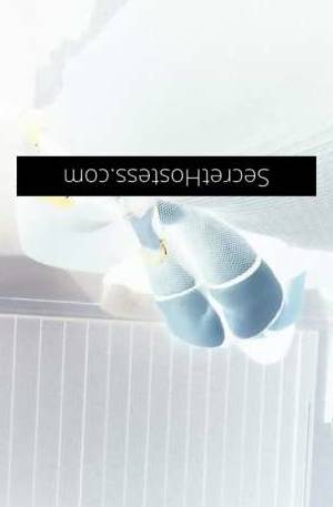 40 year old Australian Escort in Maroochydore Sunshine Coast Unleash Your Desires Naughty 40-Year-Old Australian Escort 