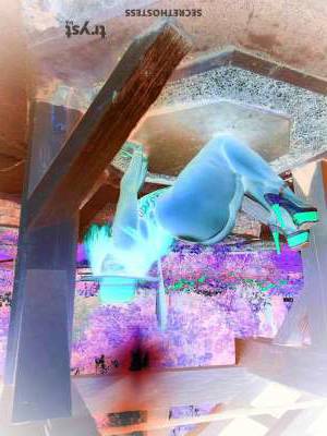 20 year old Mixed Escort in Seattle WA Diamond The Sultry Mixed-Race Escort for Your Perfect 