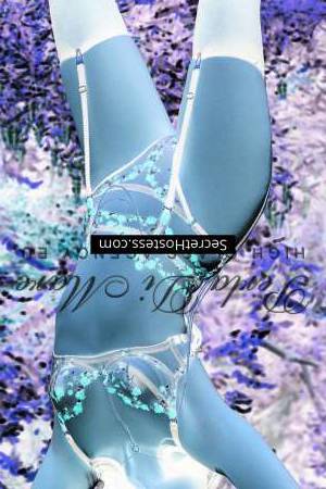 0 year old Escort in Agency escort girl in: Brussels Introducing Aisha Refined Elegance and Sensual Adventures 