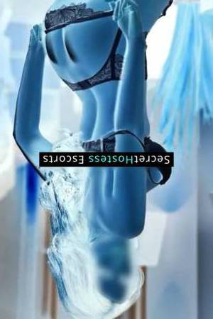 28 year old African Escort in Johannesburg Experience the Seductive Pleasures of Amber, Sexy African 